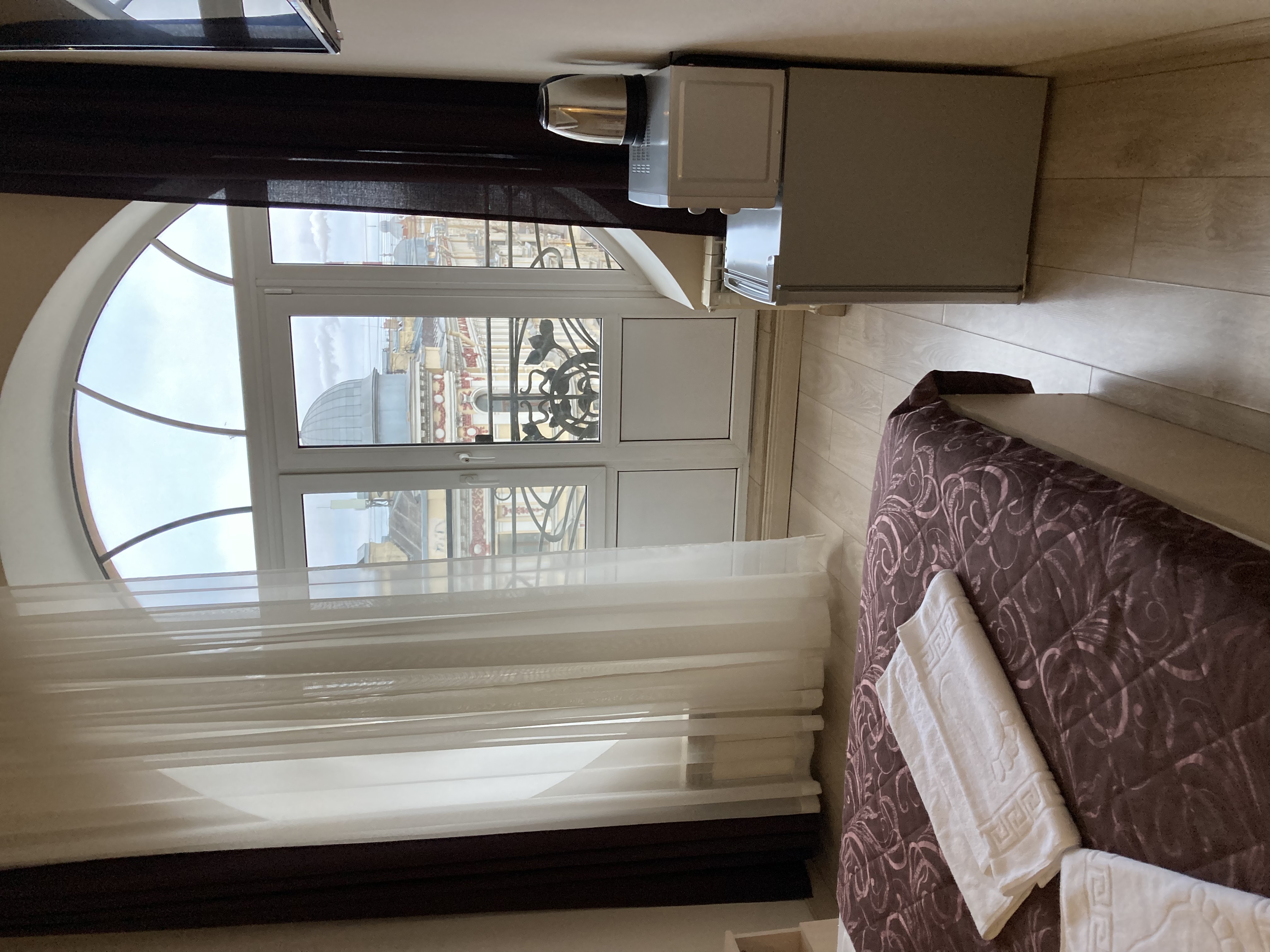 Фото Демократ на Невском 147