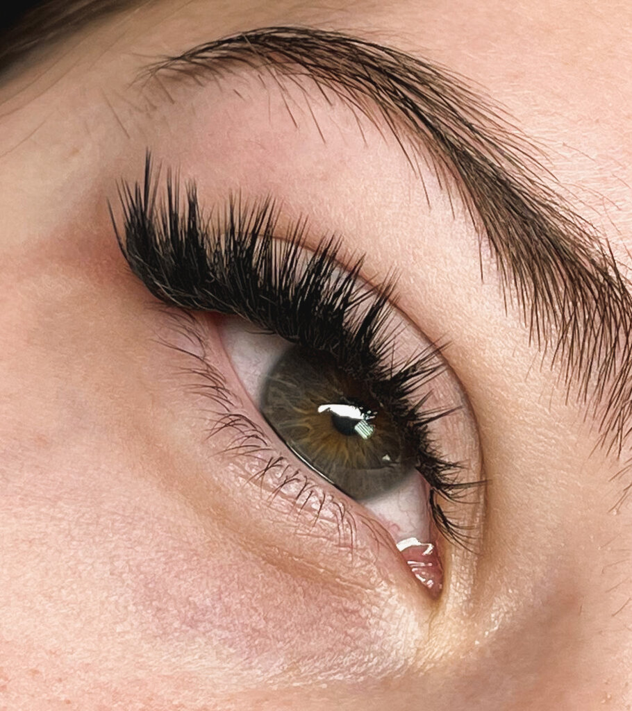 Eyebrow and eyelash salon Lash Art Studio, Yelets, photo