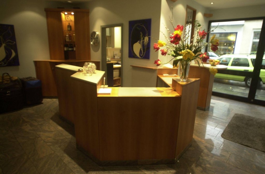 Фото Astor & Aparthotel