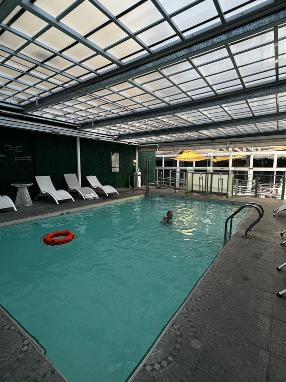 Фото отеля 2