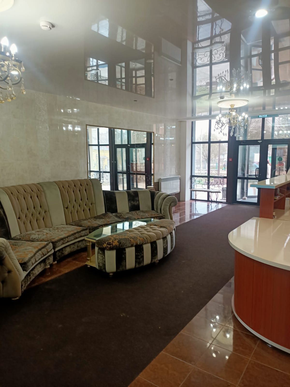 Фото отеля 1