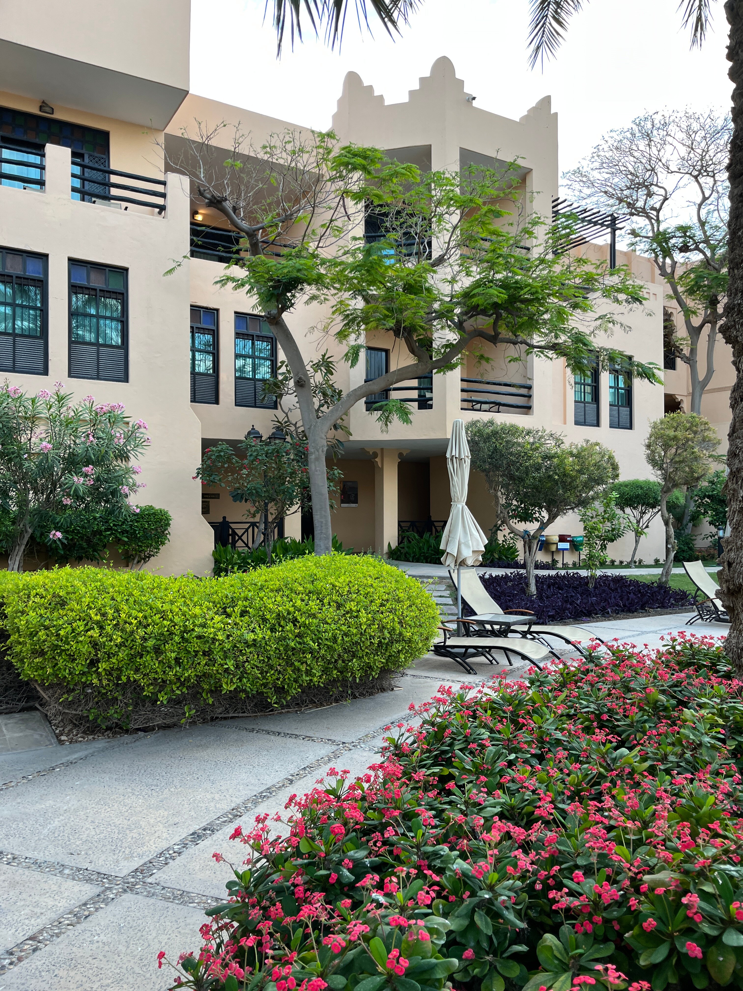 Фото Novotel Bahrain Al Dana Resort