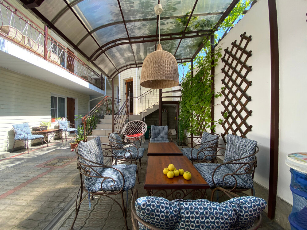 Фото отеля 2