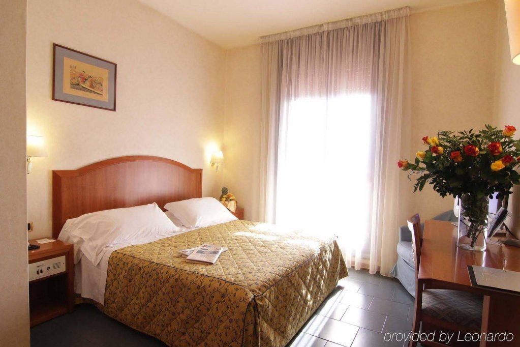 Фото Best Western Garden Hotel