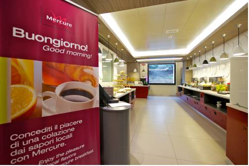 Фото Mercure Roma Centro Colosseo Hotel