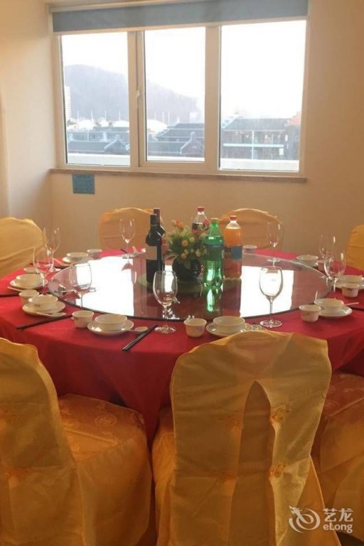 Фото Xunliao Hailia Holiday Hotel