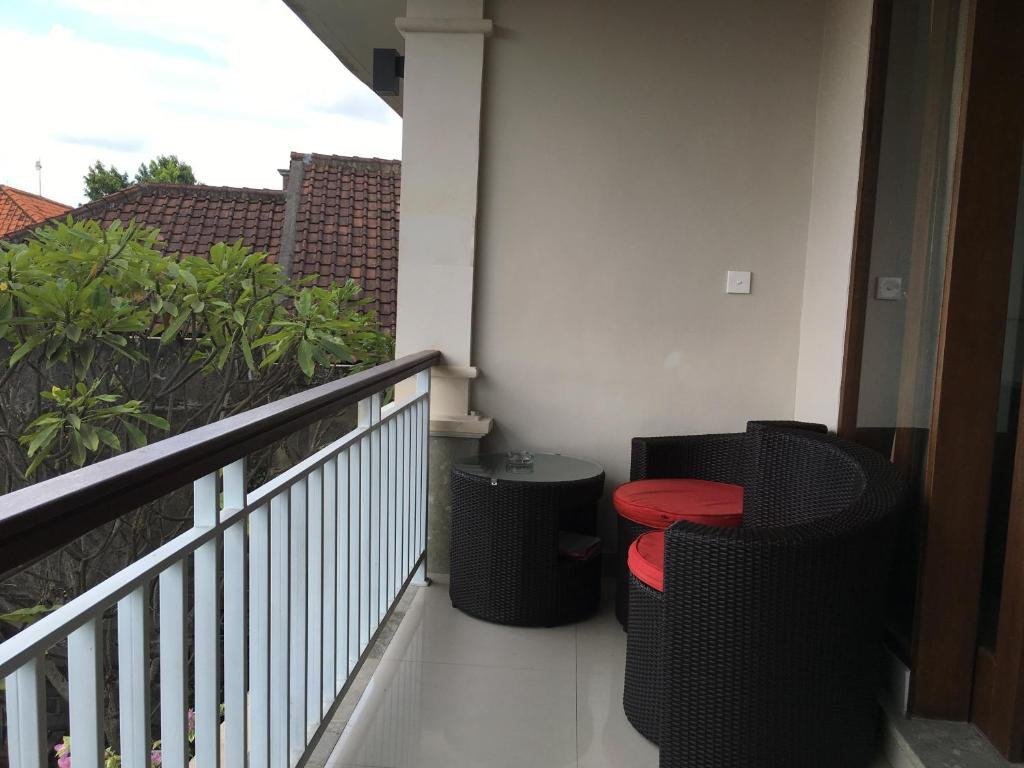 Фото Merthayasa Bungalow 2