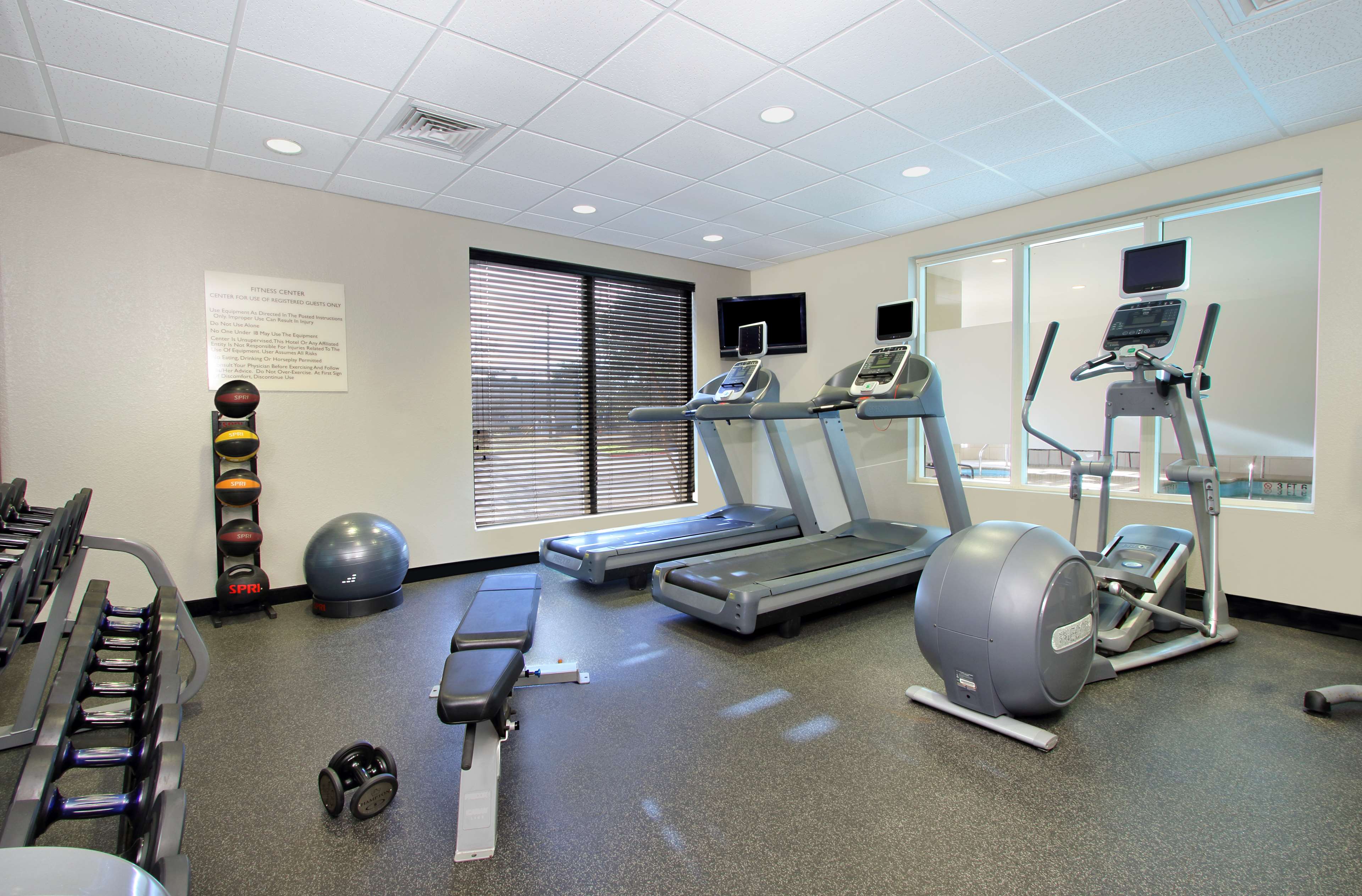 Фото Hilton Garden Inn Austin Nw/Arboretum