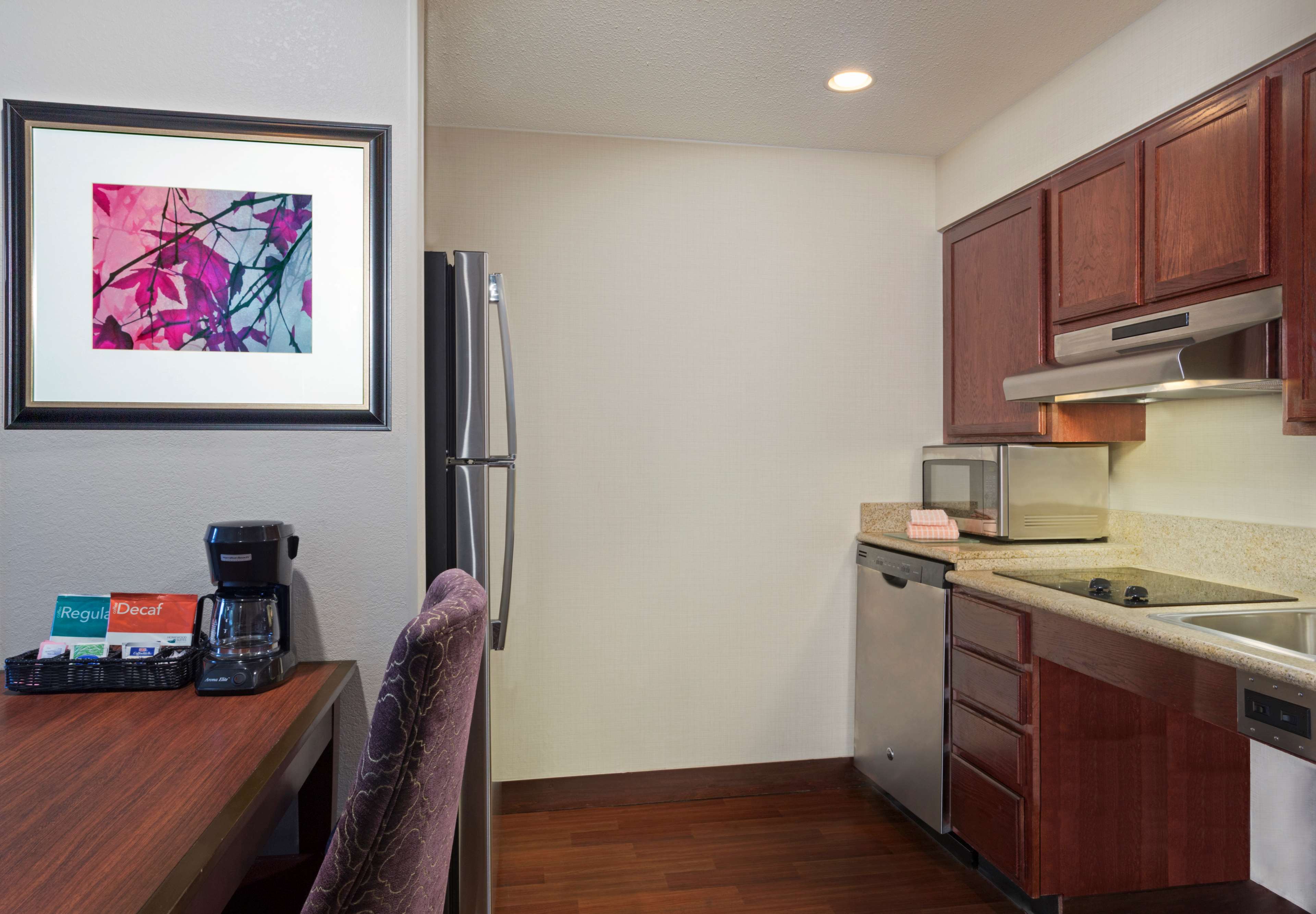 Фото Homewood Suites by Hilton Somerset