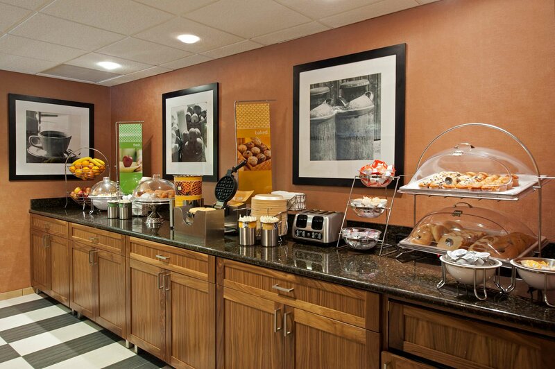 Гостиница Hampton Inn Bloomington