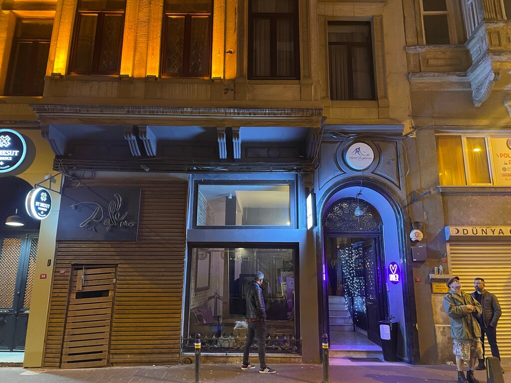 Gece kulüpleri Under Istanbul, Beyoğlu, foto