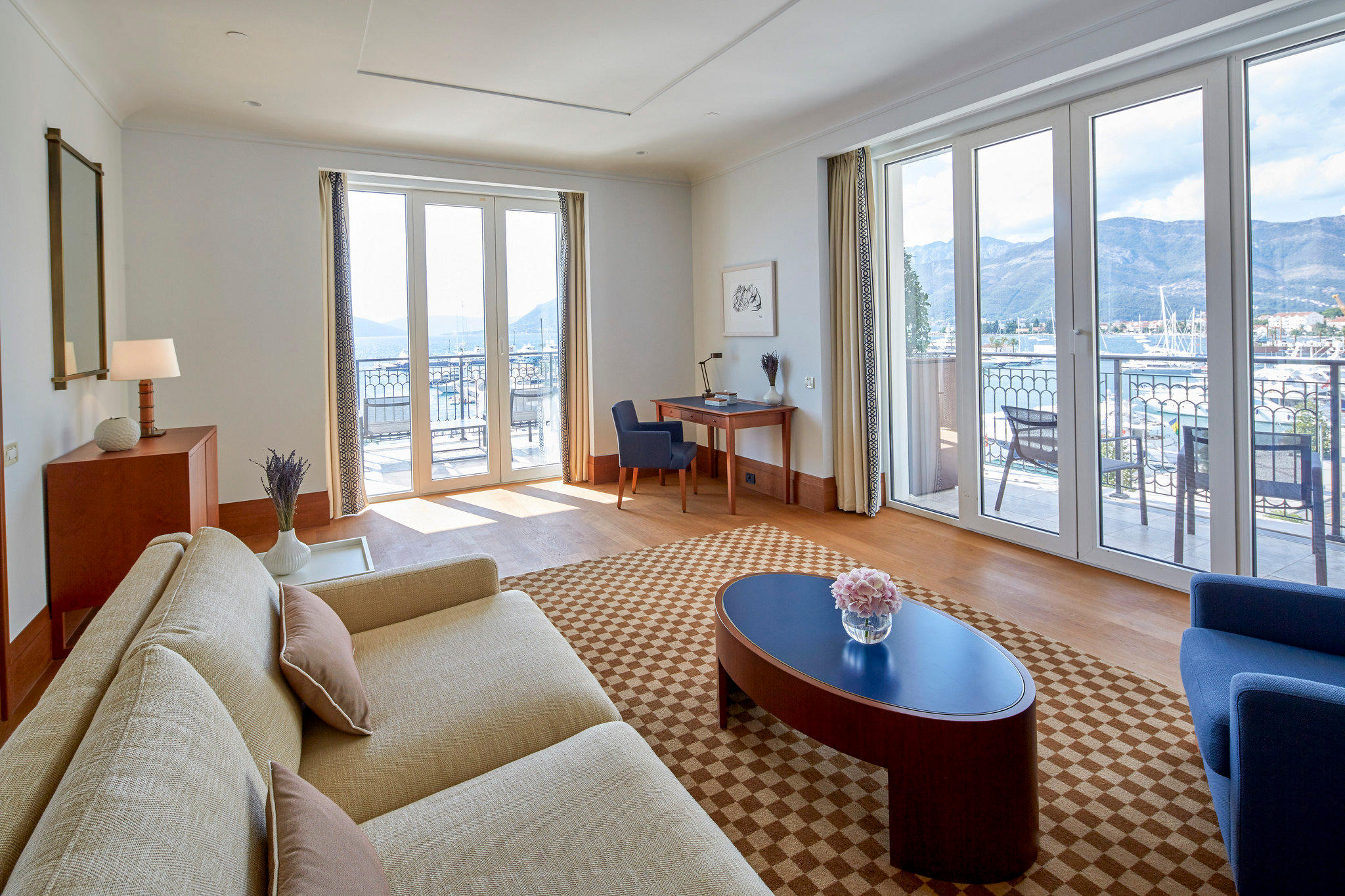 Фото Regent Porto Montenegro