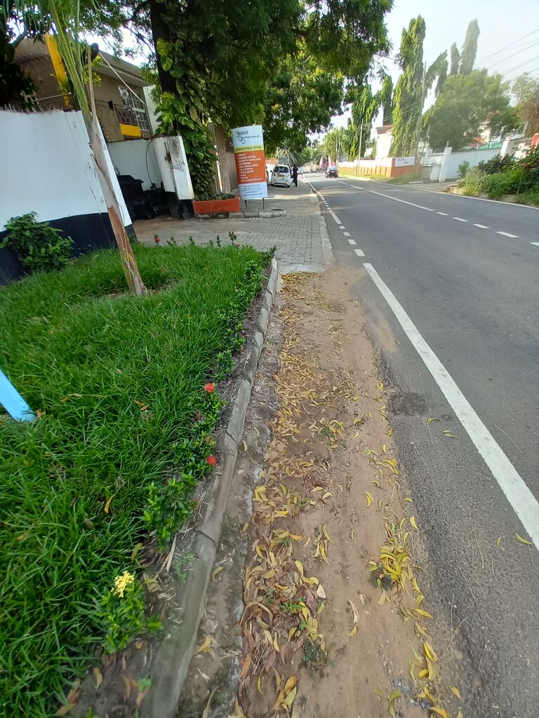 Tire service Radius, Accra, photo