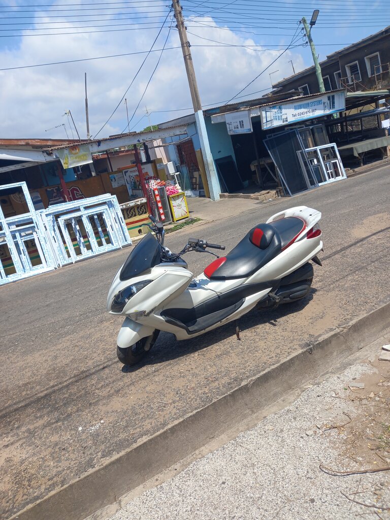 Windows Aluminium Service, Accra, photo