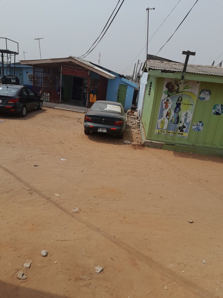 Phytoproducts, dietary supplements West Point Chemist, Accra, photo