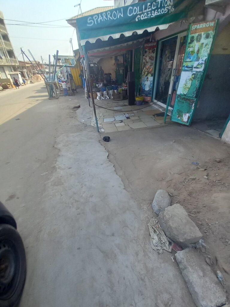 Clothing store Sparrow collection, Accra, photo