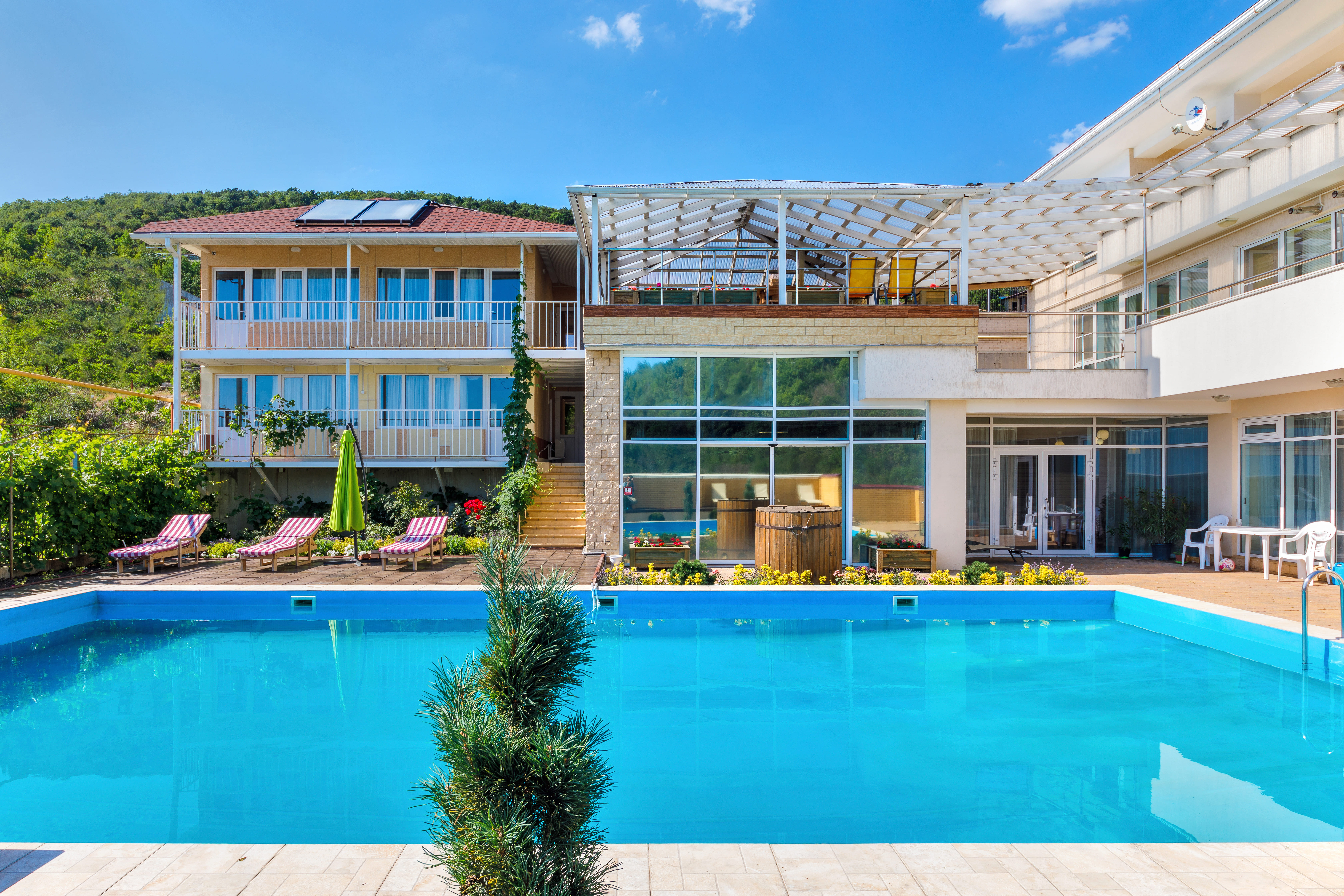 Фото отеля 1