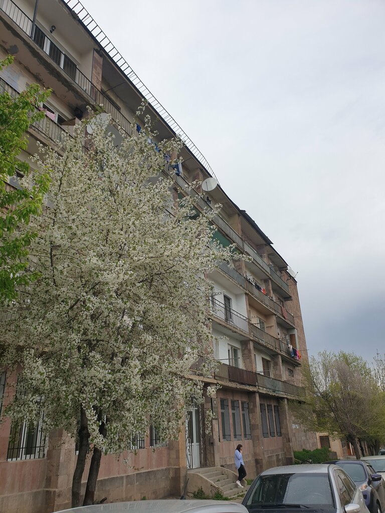 Library Kotayq Regional library, Hrazdan, photo