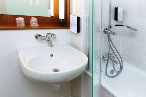 Фото Campanile Lyon Centre Berges du Rhône