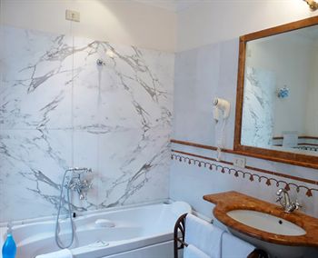 Фото Emona Aquaeductus