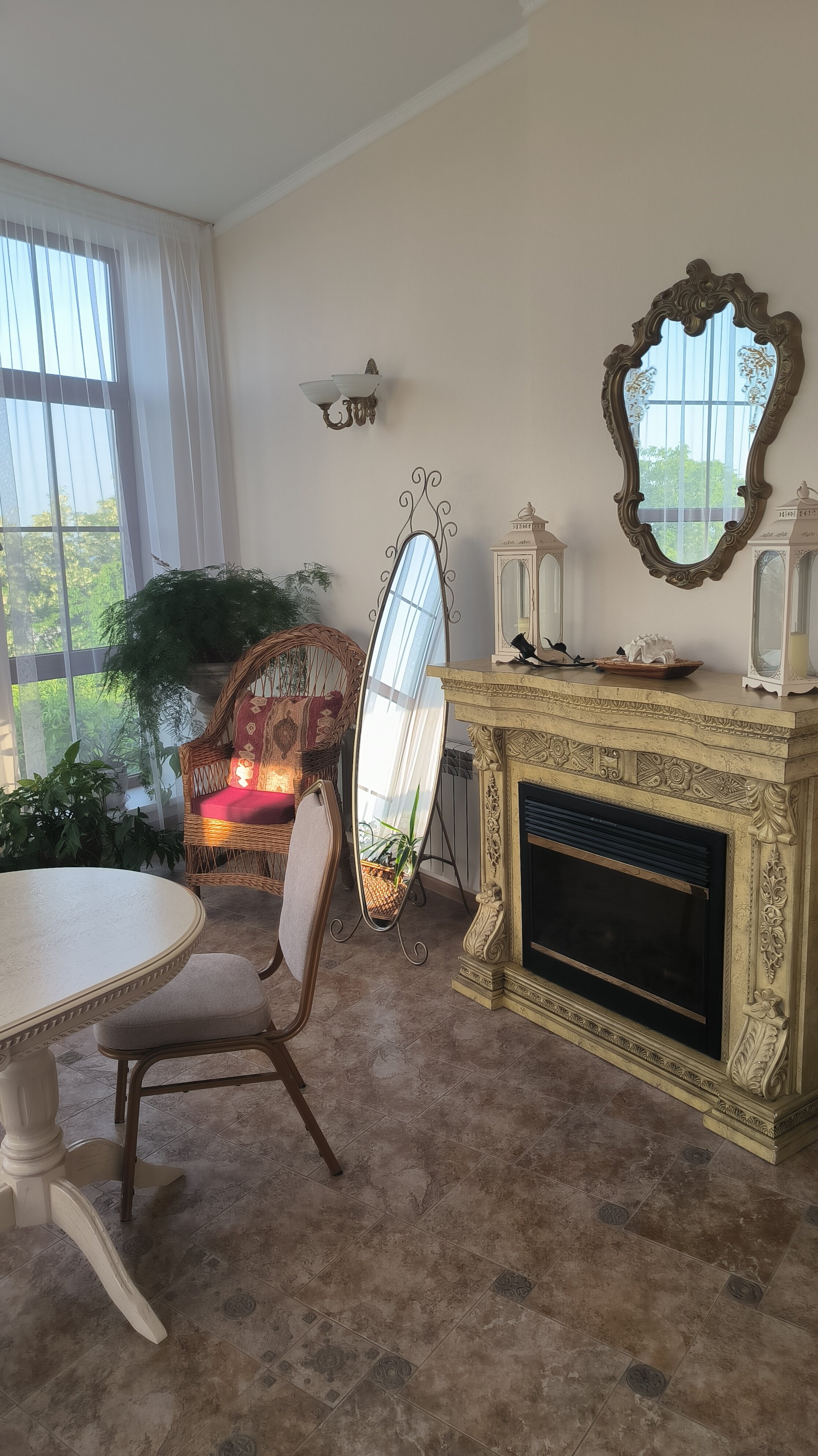 Фото Варваци