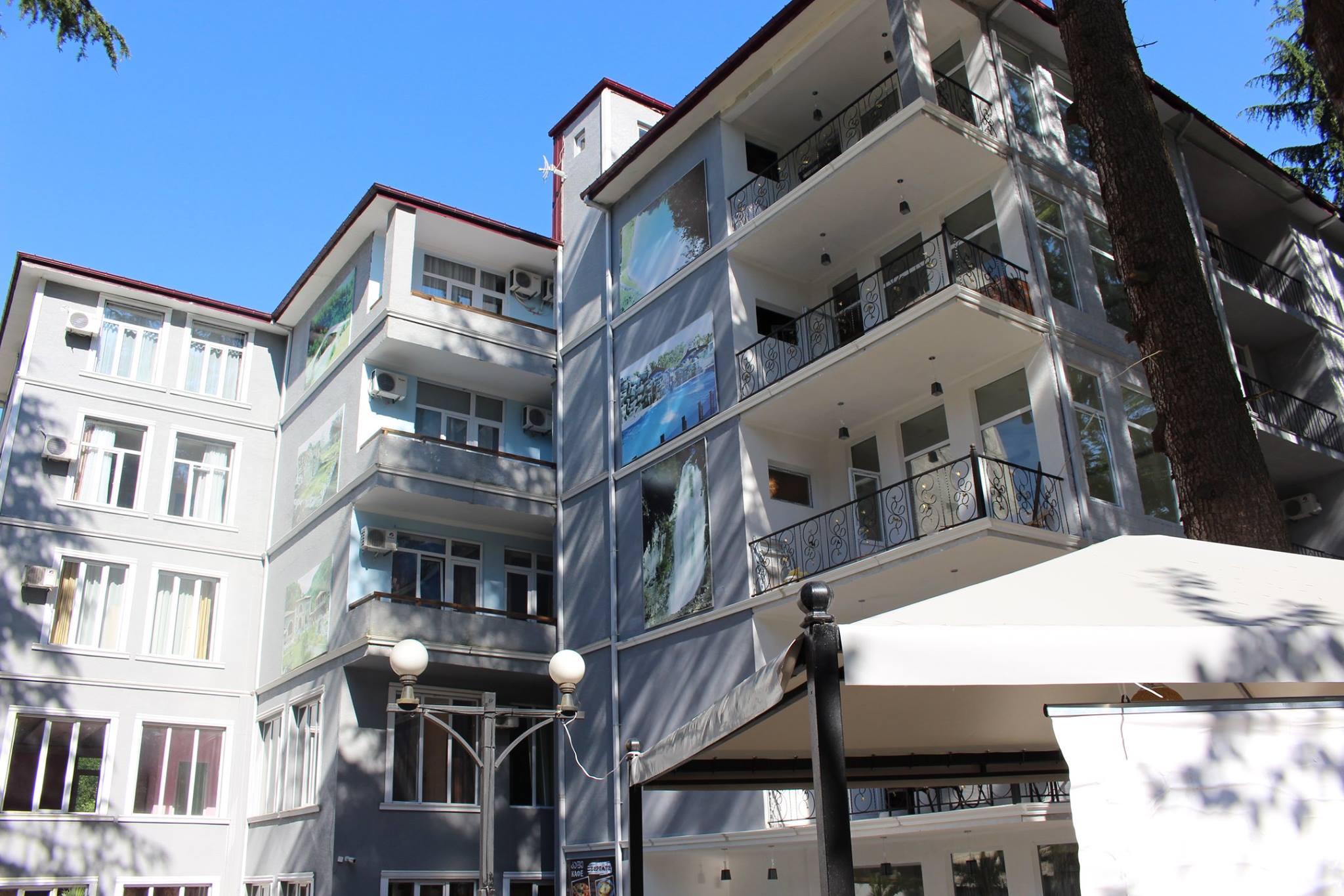 Фото Hotel Nine Brothers