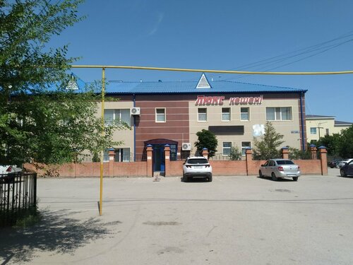 Амай Лю порно әлеміндегі ең үлкен мүшесі бар