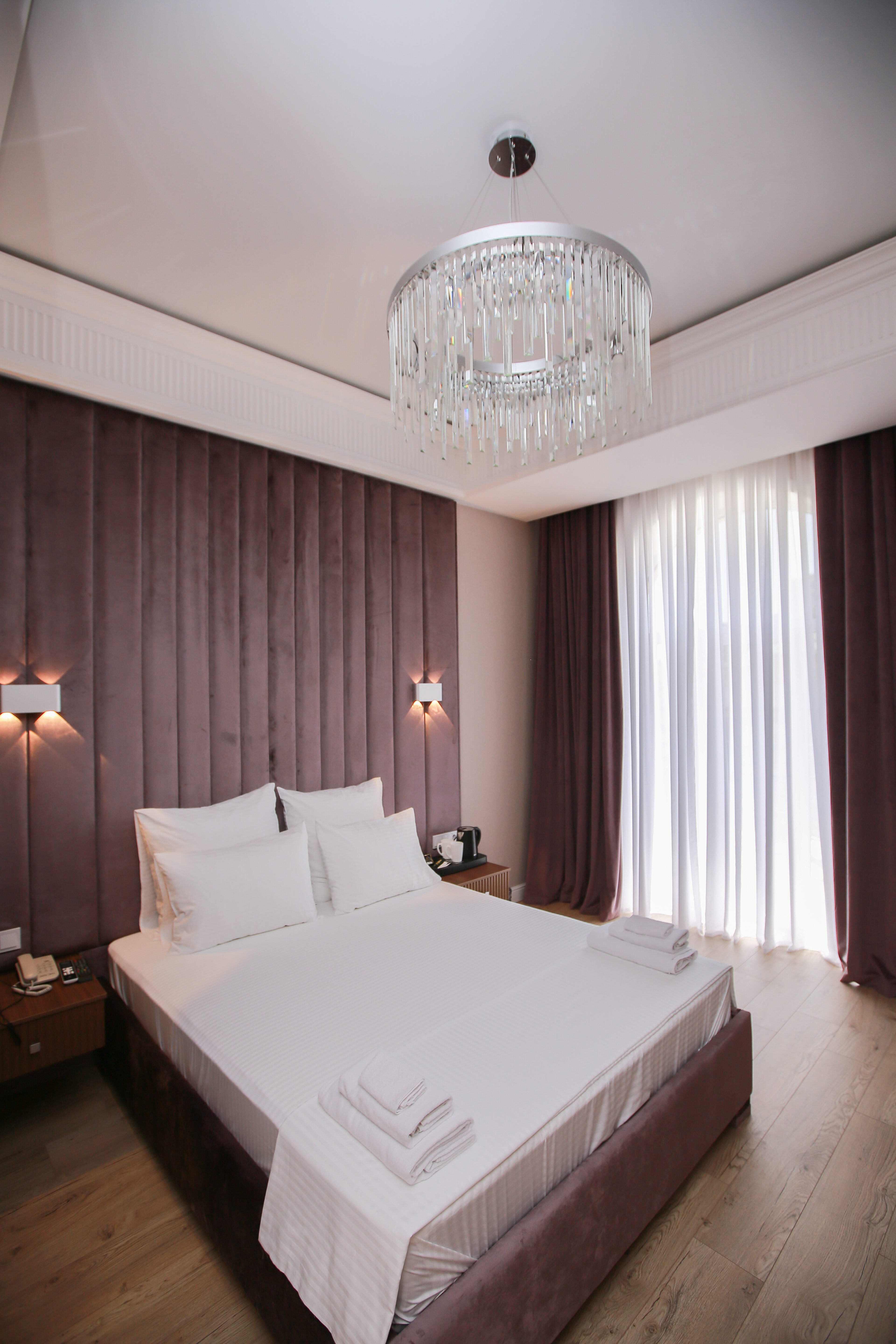 Фото Параллель