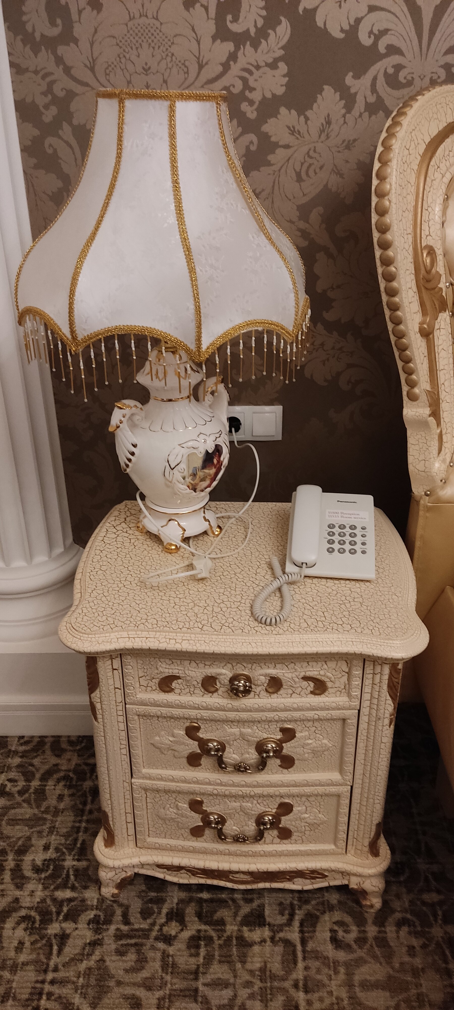 Фото Золотой слон