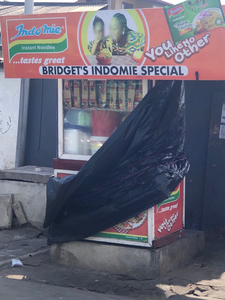 Fast food Bridget’s Indomie Special, Accra, photo