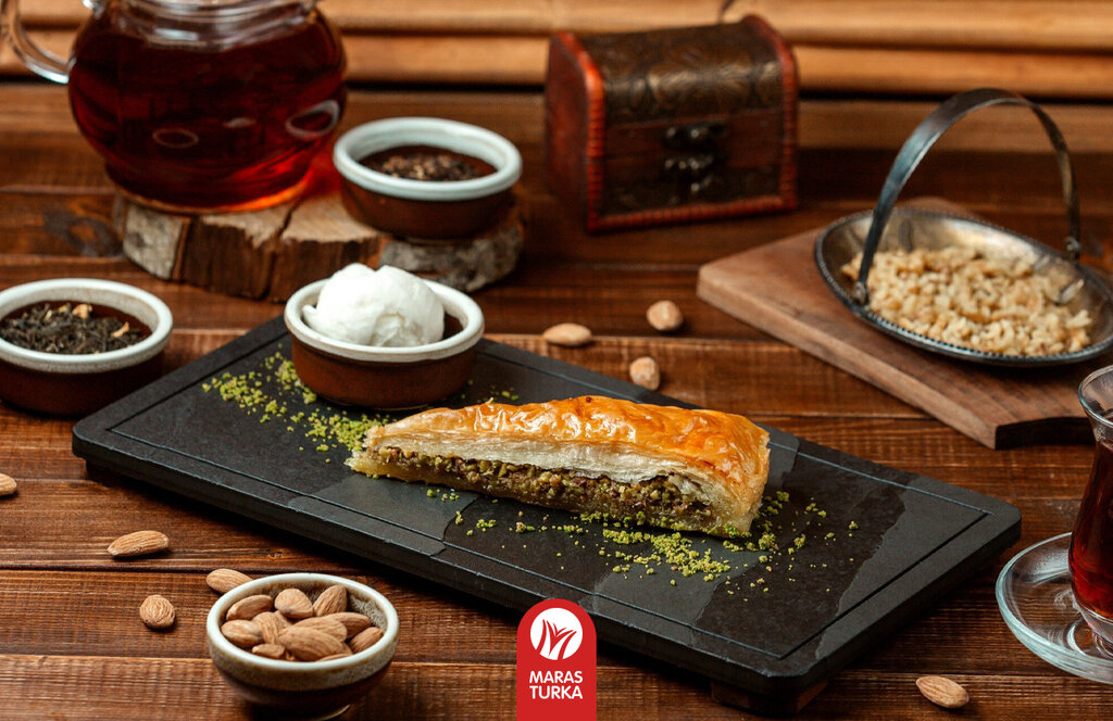 Ice cream Maras Turka Ice Cream Store, Dubai, photo