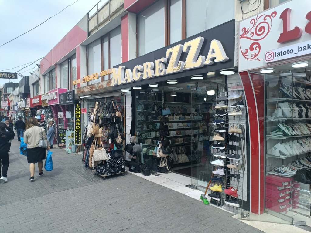 Shoe store Magrezza, Baku, photo