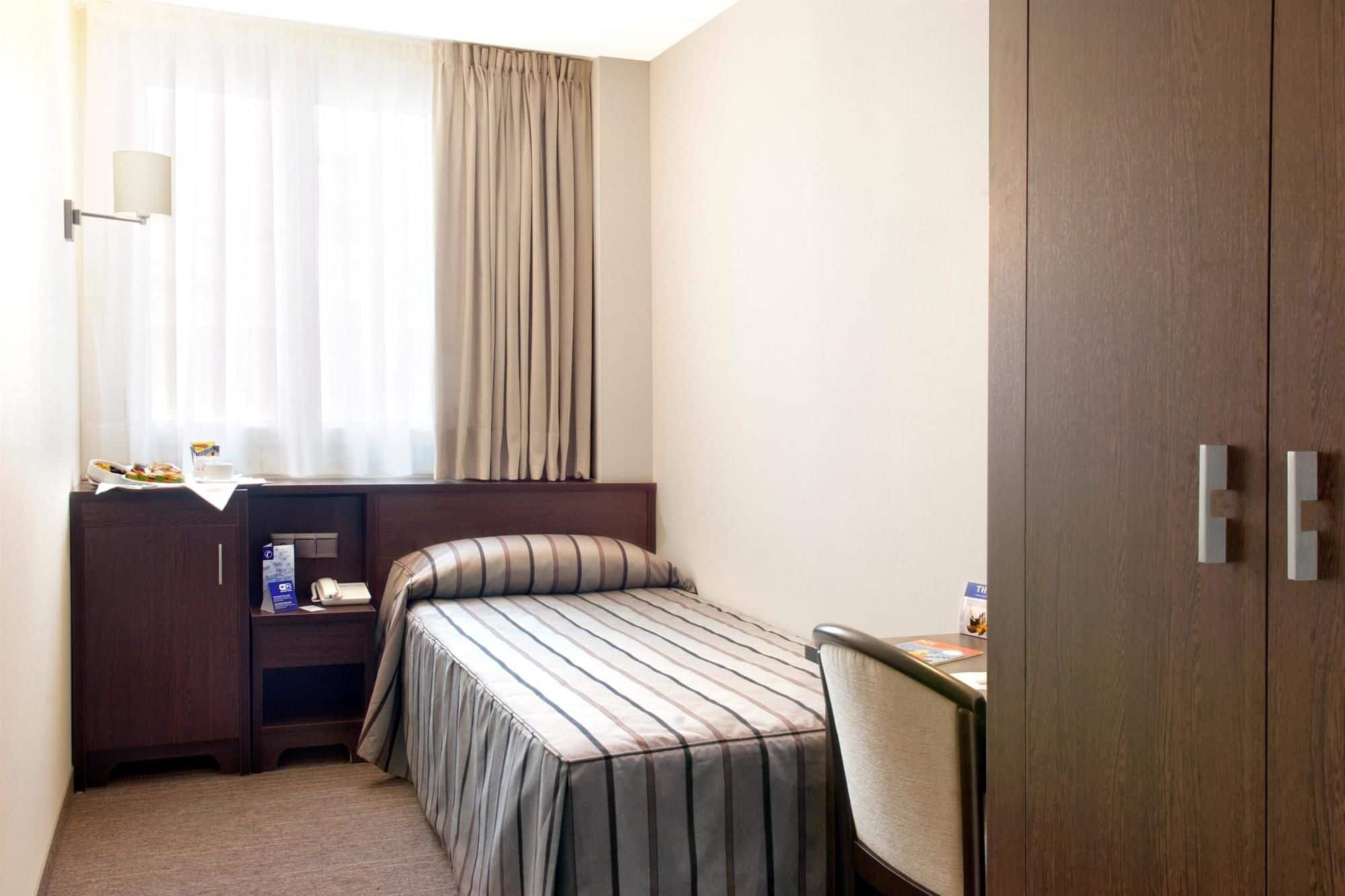 Фото Hotel Lugano Barcelona