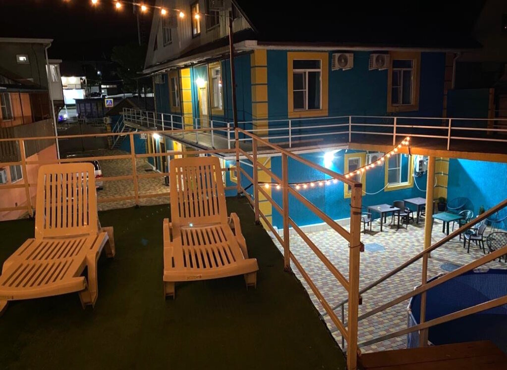 Фото отеля 1