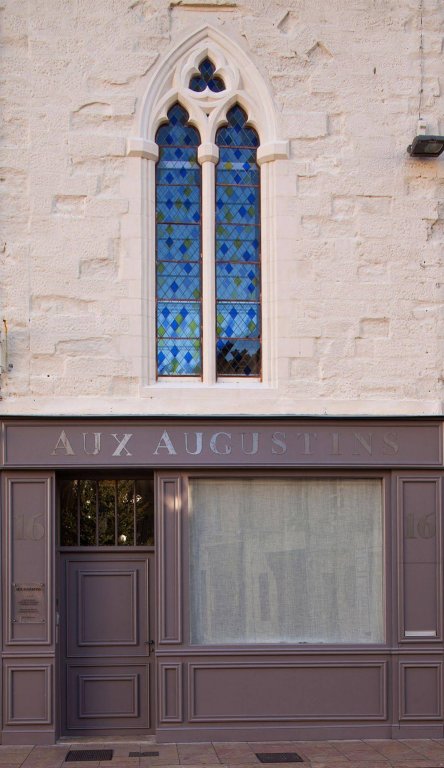 Фото Aux Augustins
