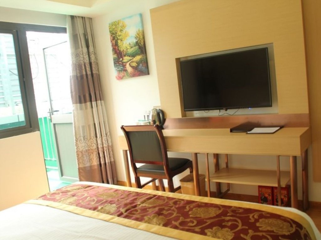 Фото GreenTree Express Hotel Shanghai Zhoupu Shenmei East Road Subway Station