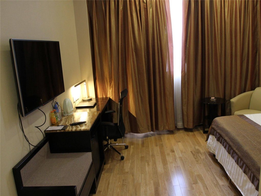 Фото Ac Embassy Hotel