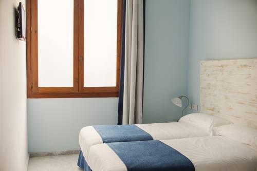 Фото Hotel Adhoc Carmen