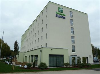 Фото Holiday Inn Express Neunkirchen
