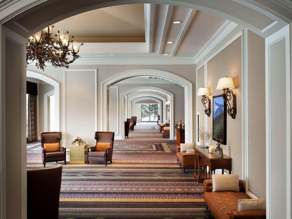 Фото Fairmont Chateau Whistler