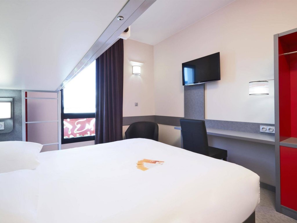 Фото Première Classe Lyon Est - Saint-Priest Eurexpo