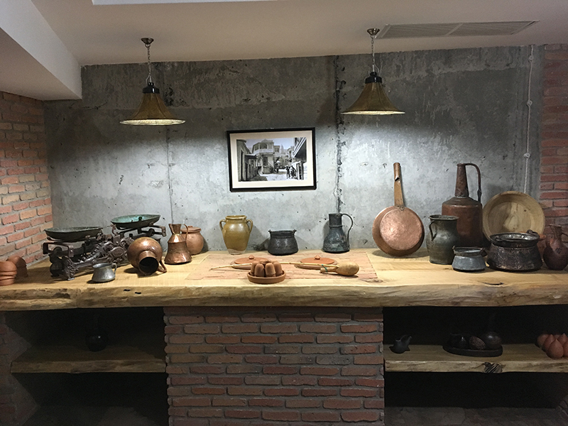 Фото Metekhi Line