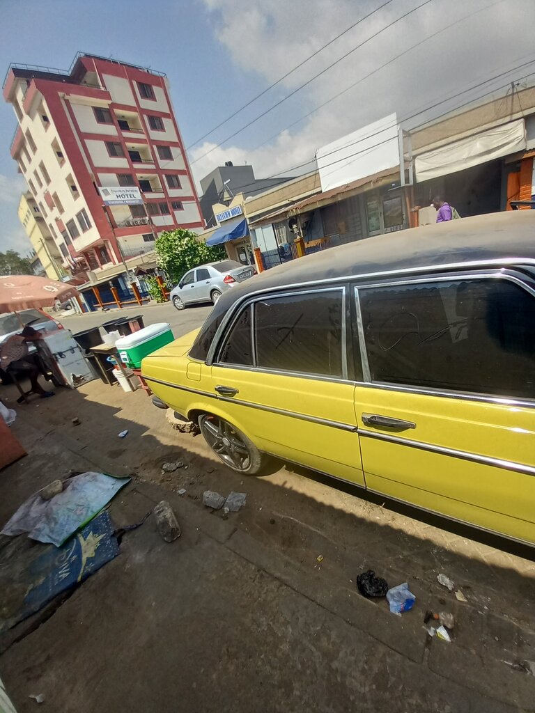 Hotel Travellers Paradise, Accra, photo