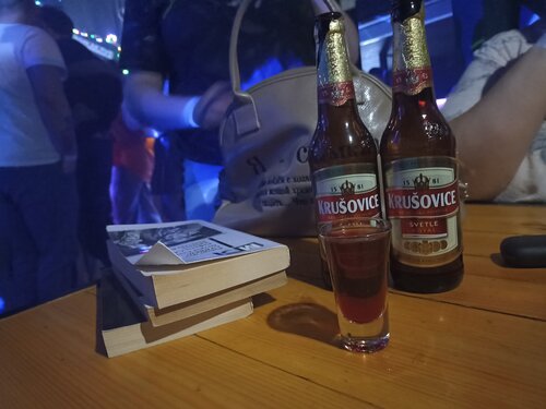 Жігітінің жыныс мүшесін сипау