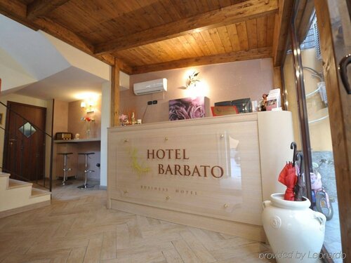 Гостиница Barbato Hotel в Неаполе