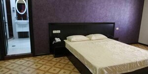Grand Hills (Yerevan, Garegin Hovsepyan Street, 61), hotel