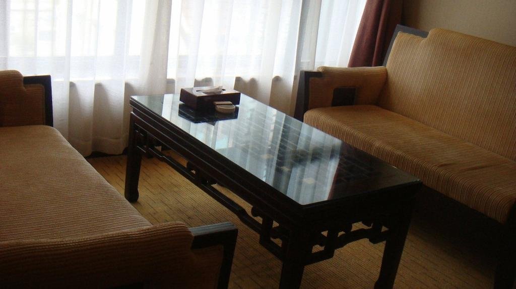 Фото Shanghai New-Westlake Hotel