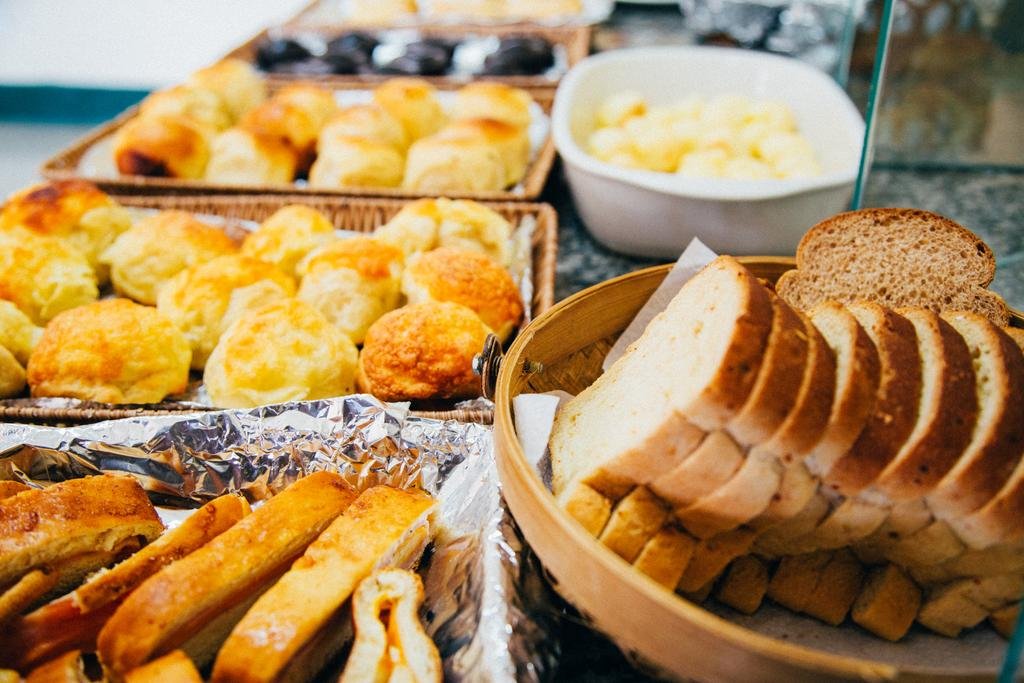 Фото Plaza Inn Week Inn