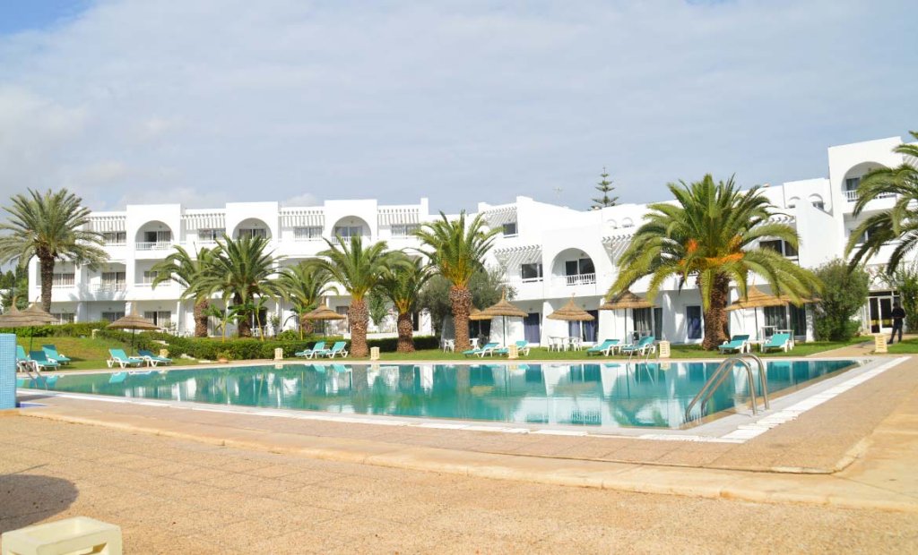 Фото отеля 2