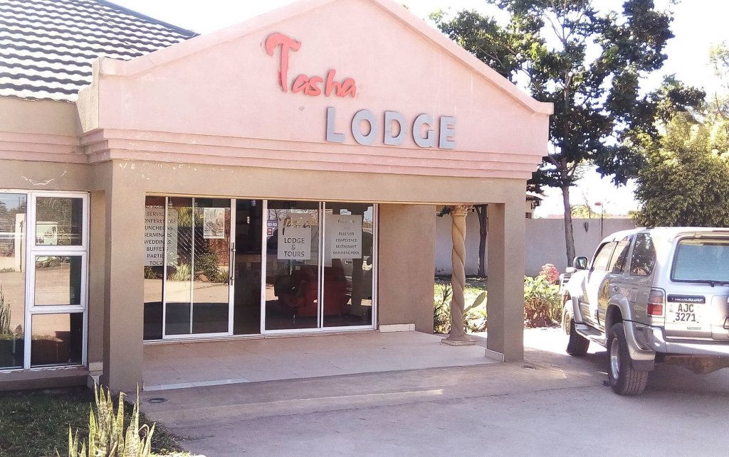 Фото Tasha Lodge